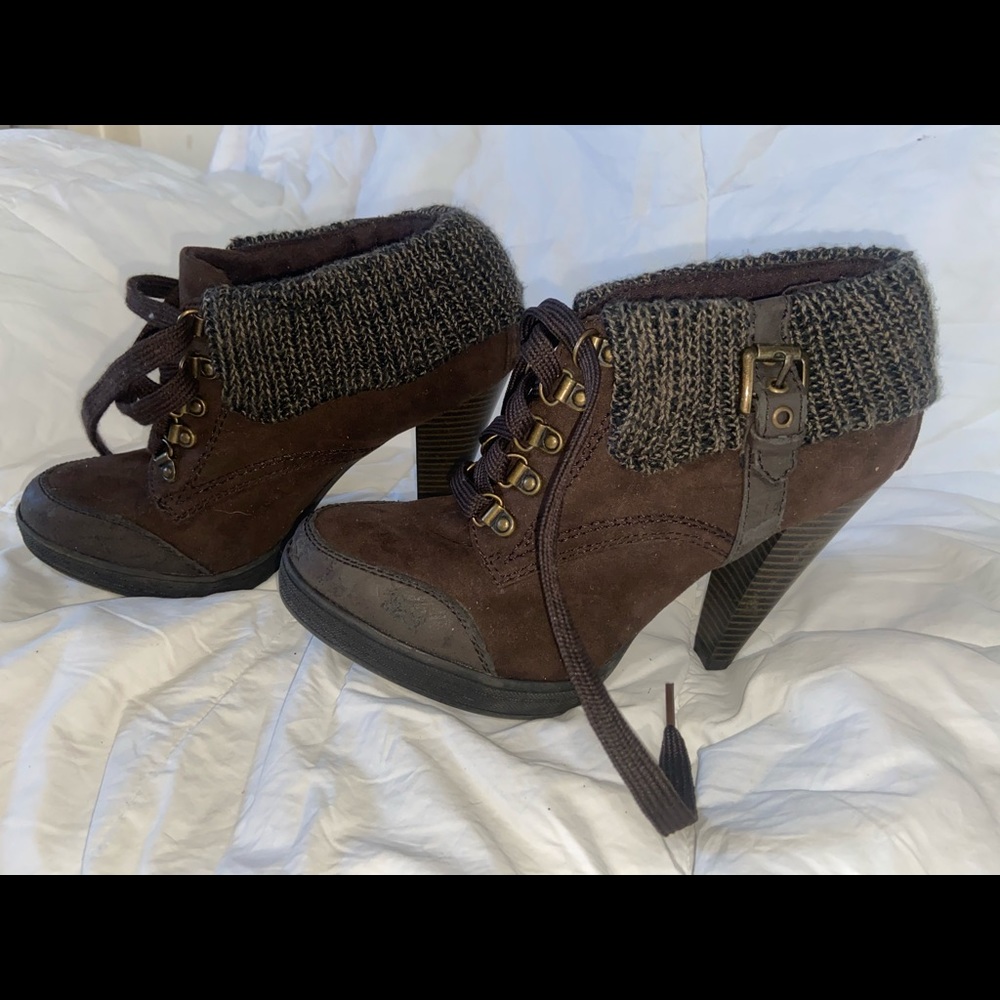 Winter boots with heels